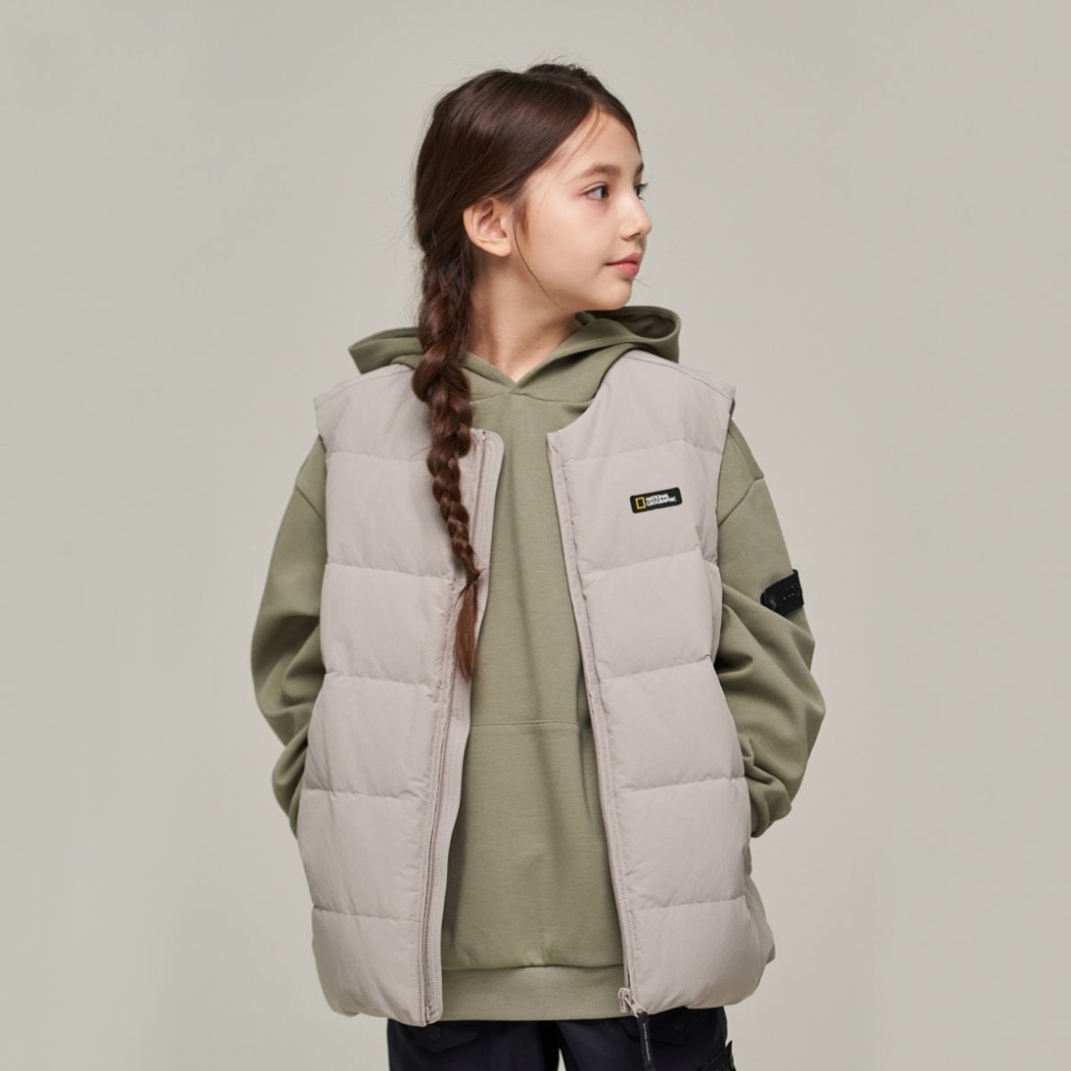 내셔널지오그래픽 키즈(NATIONAL GEOGRAPHIC KIDS) K244UDV920 헤론 경량 구스 다운 베스트 BEIGE