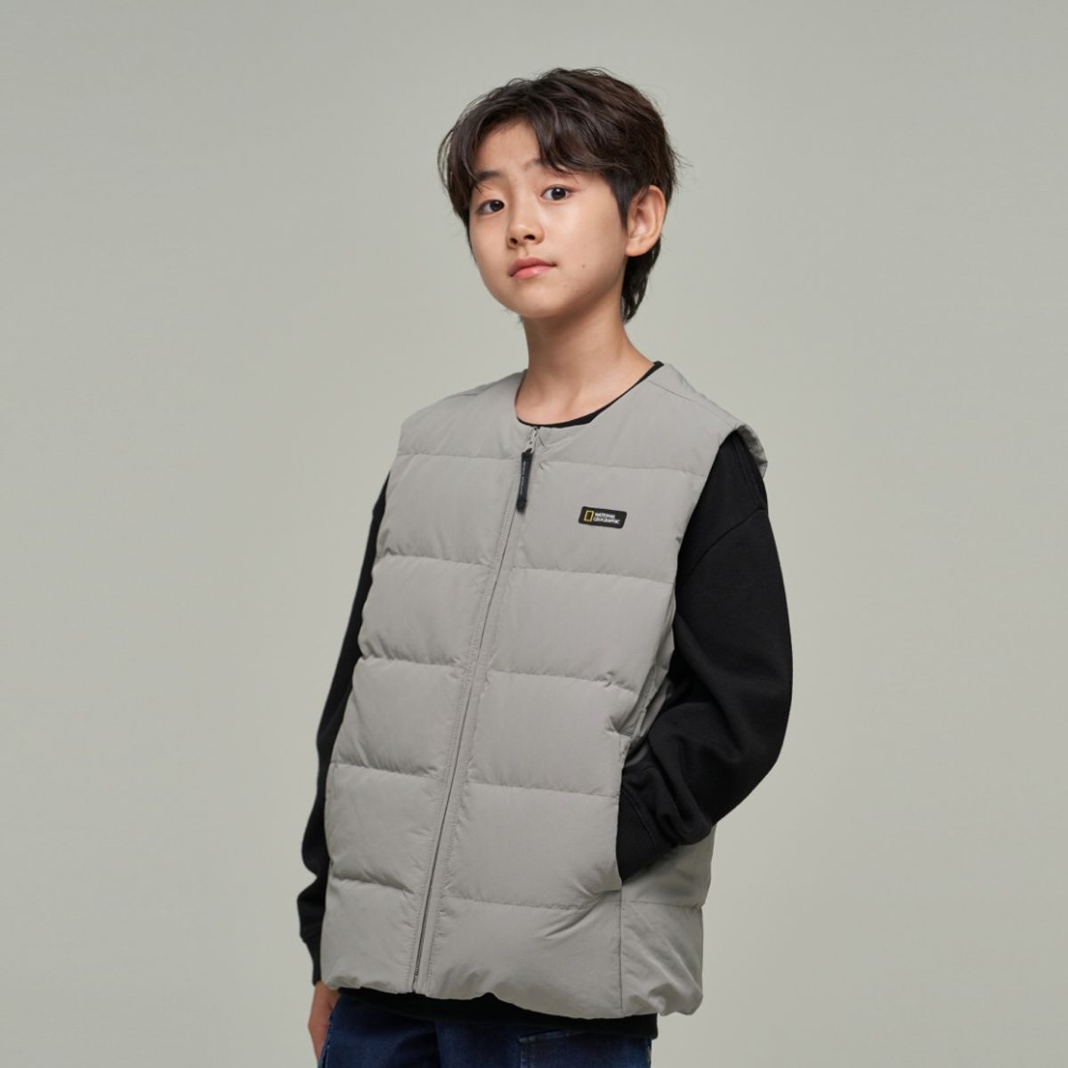 내셔널지오그래픽 키즈(NATIONAL GEOGRAPHIC KIDS) K244UDV920 헤론 경량 구스 다운 베스트 LICHENKHAKI