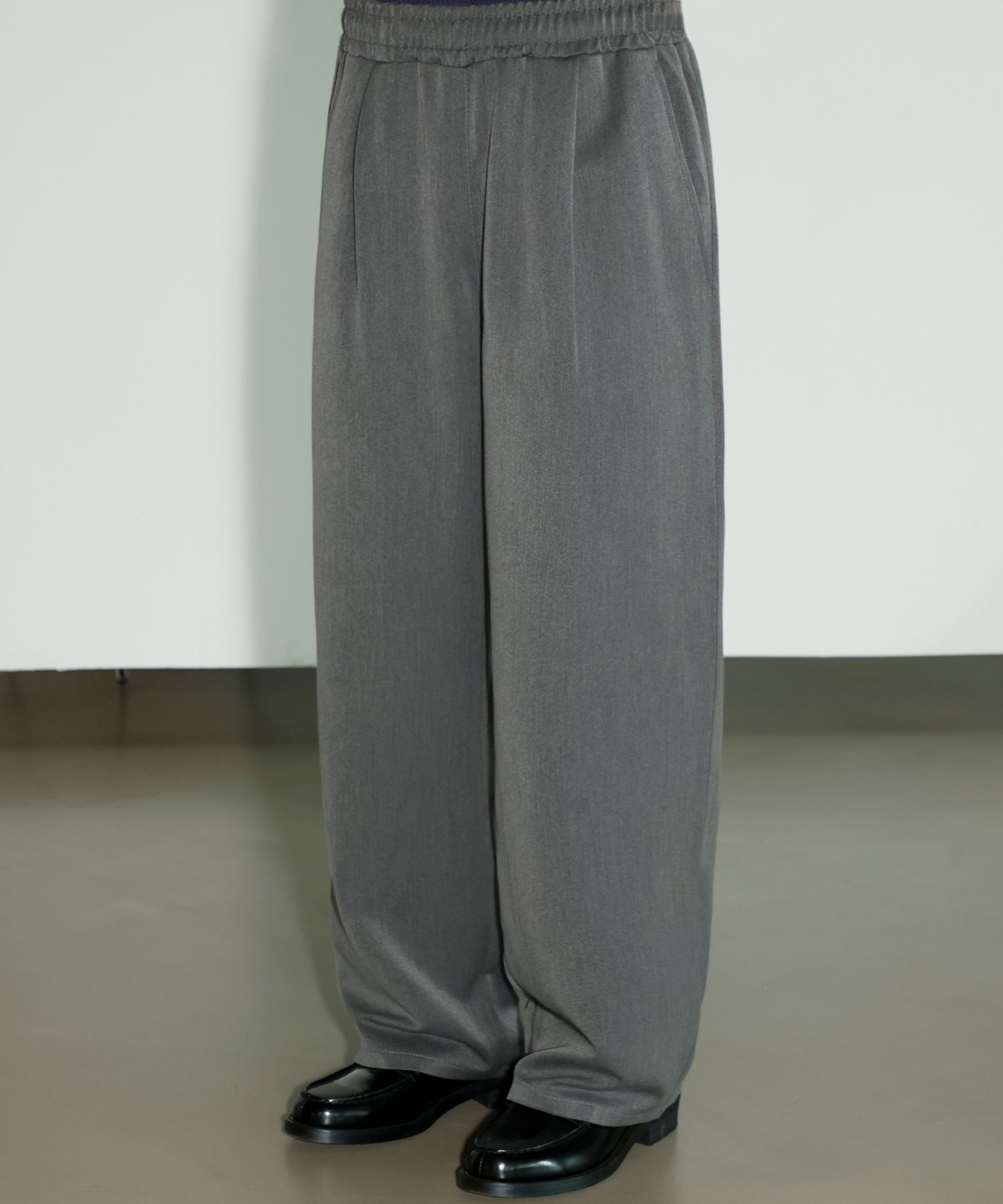 【MODERNIF】Cool Banding One Tuck Wide Slacks MUSINSA | AGOD One-tuck wide banding slacks [black]
