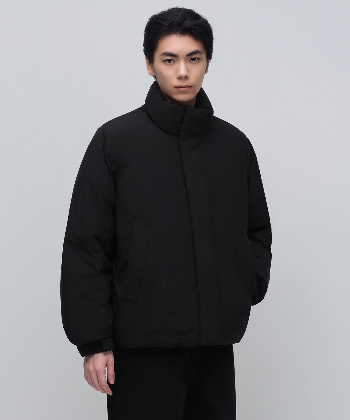 무신사 스탠다드(MUSINSA STANDARD) 데일리 푸퍼 미니멀 숏 패딩 재킷 [블랙]