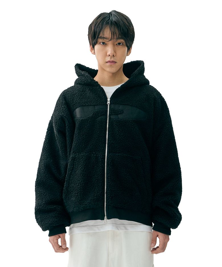 Boa Over Hood Embo Quilting Jacket Black