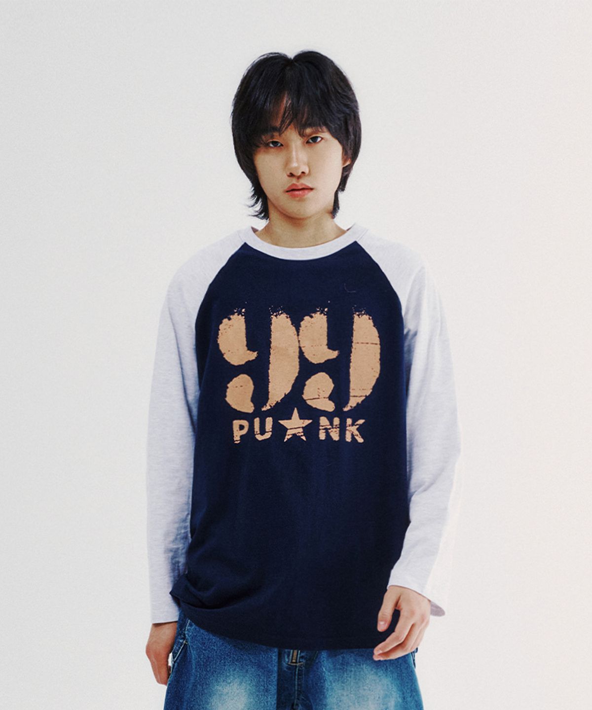 이스트쿤스트(ISTKUNST) 99 PUNK RAGLAN LS TEE_NAVY(IK2EFMT553A)