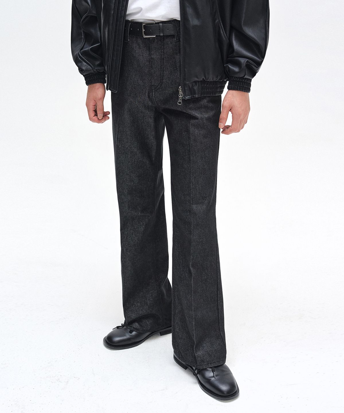 데케트(DECET) Dawn Semi Flared Jeans DCPT044CPBlack2
