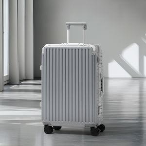 스틸 20인치 캐리어 기내용