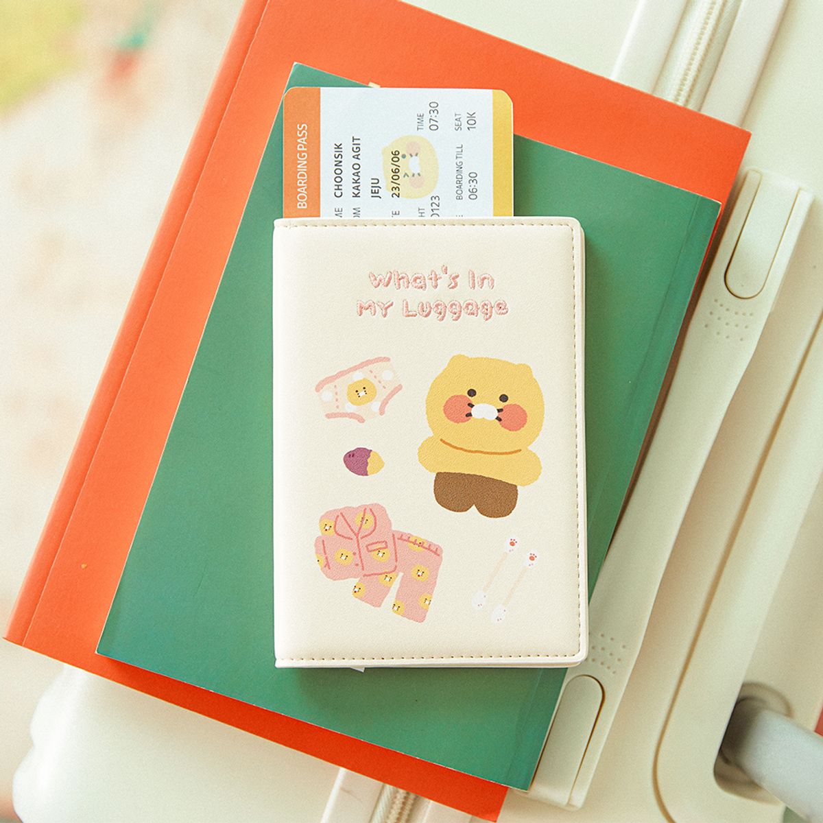 카카오프렌즈(KAKAO FRIENDS) 왓츠인마이러기지 여권케이스_춘식이