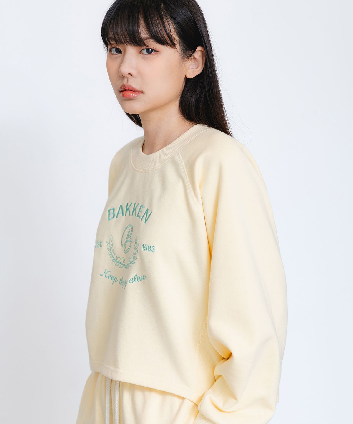 바켄(BAKKEN) Signature Logo Semi Crop 티셔츠 BK4998_옐로우
