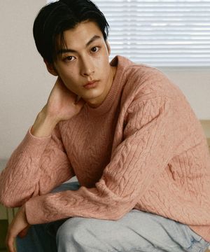 워셔블 케이블 라운드 풀오버 [라이트 핑크]