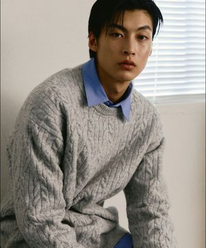 워셔블 케이블 라운드 풀오버 [라이트그레이]