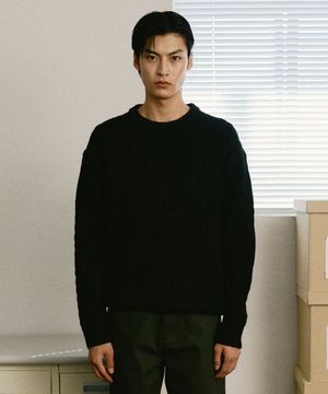 워셔블 케이블 라운드 풀오버 [블랙]