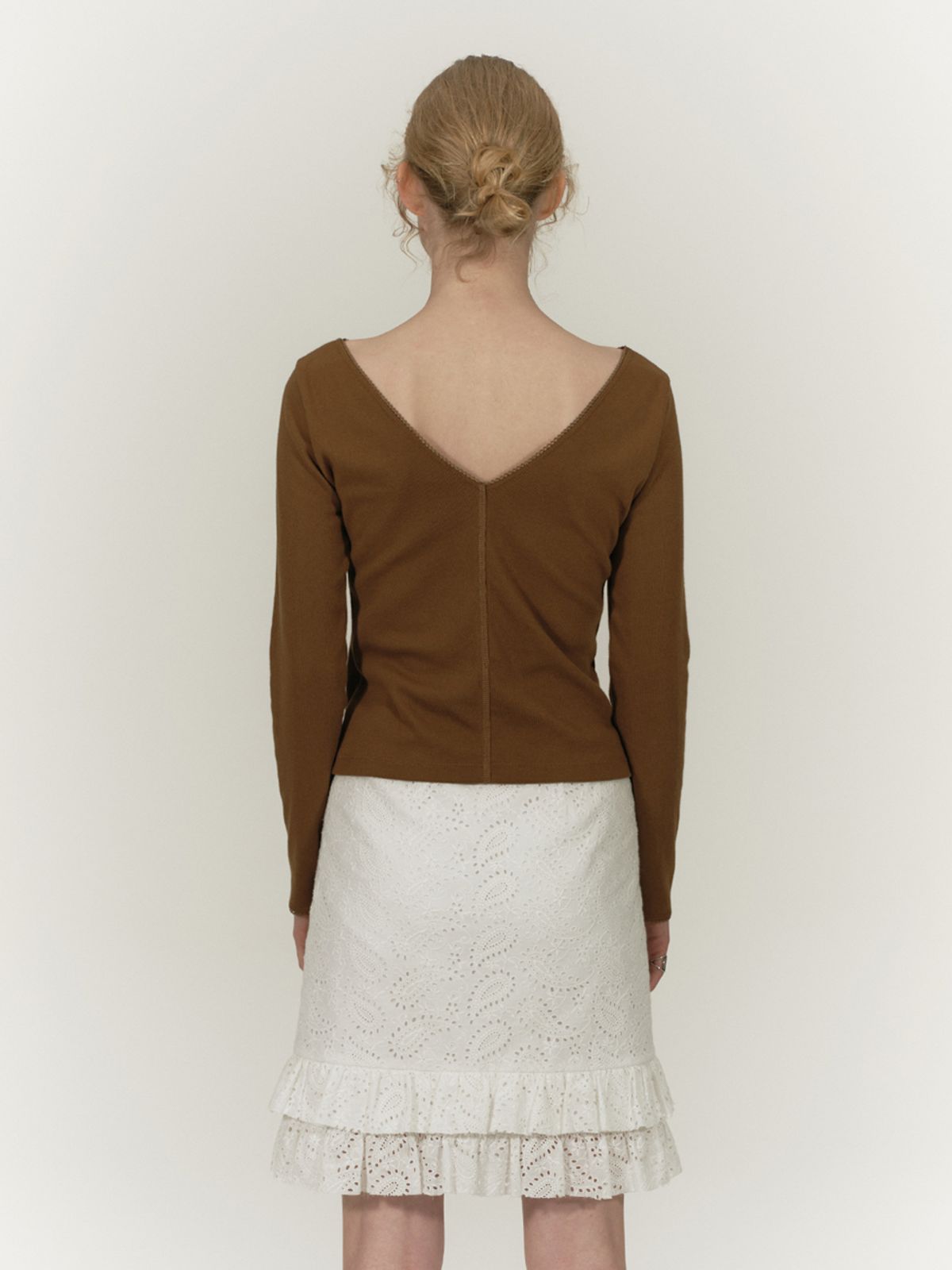 솔티페블(SALTY PEBBLE) TWO WAY LACE LONG SLEEVE TOP [BROWN]