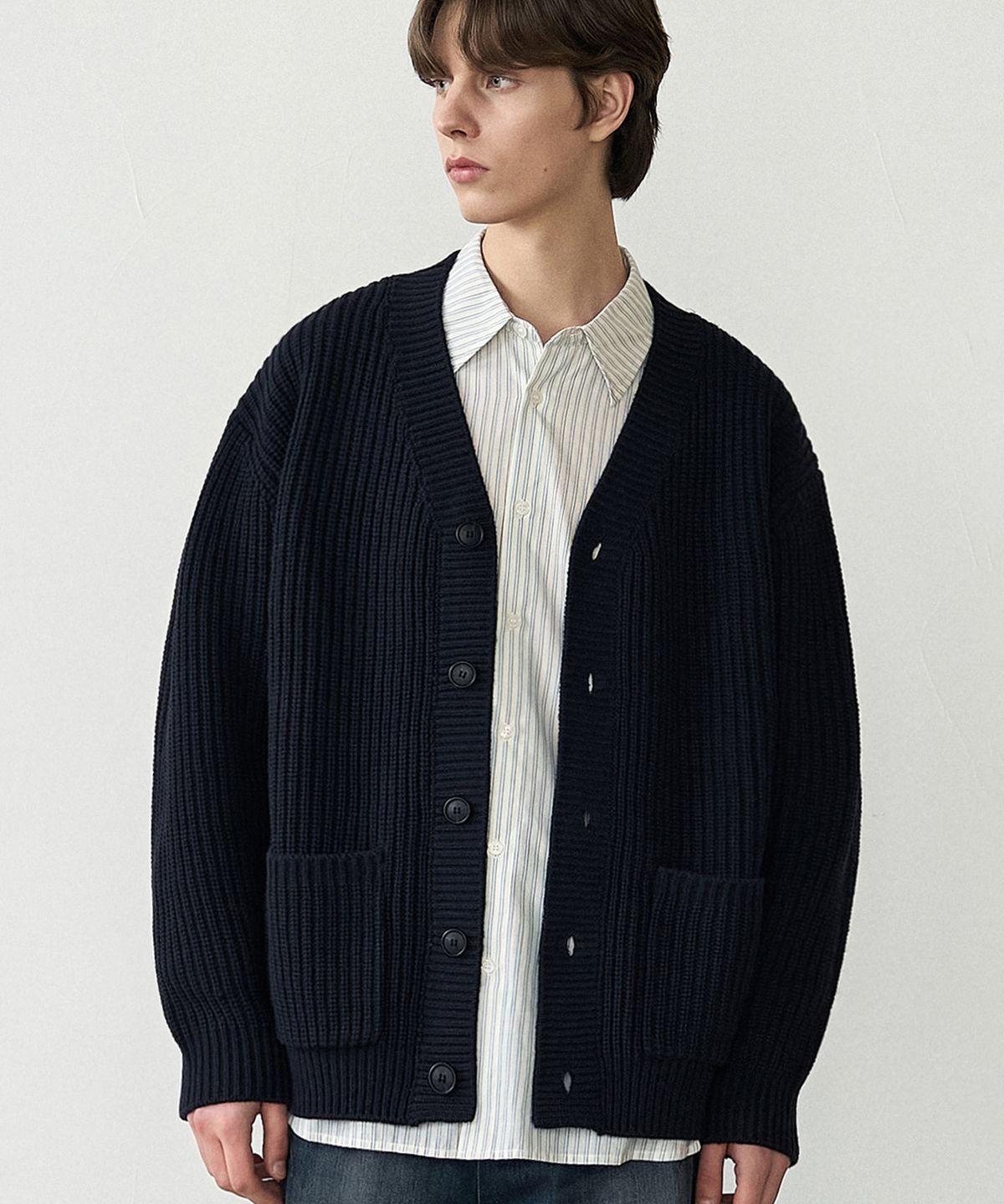 드로우핏(DRAW FIT) 오버사이즈 벌키 브이넥 가디건 [NAVY]