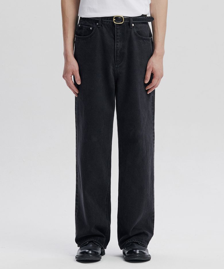 [스토커즈 콜라보] COMFY JEANS (WASHED BLACK)