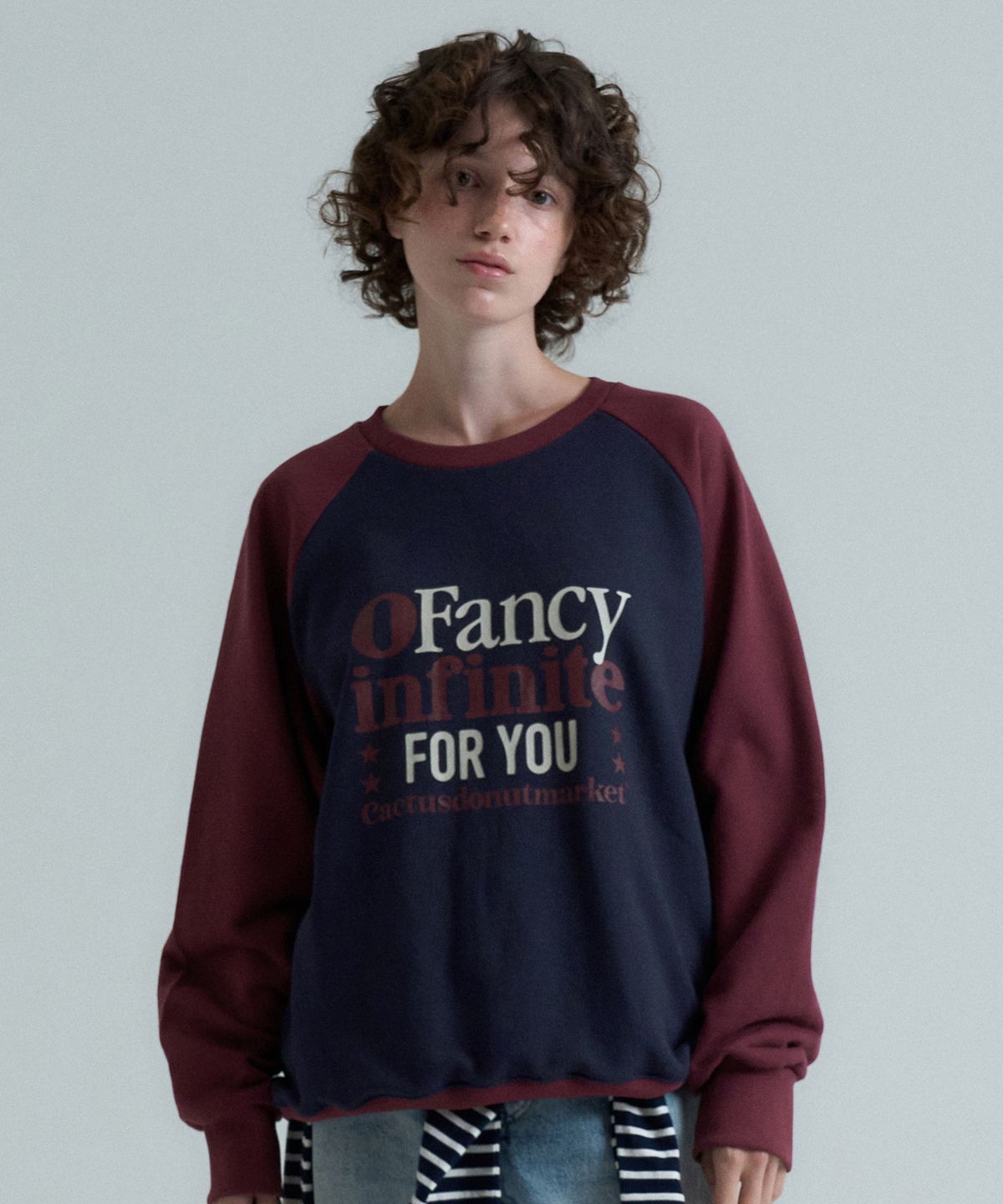 캑터스도넛마켓(CACTUSDONUTMARKET) Fancy Infinite Raglan Sweatshirt - Burgundy