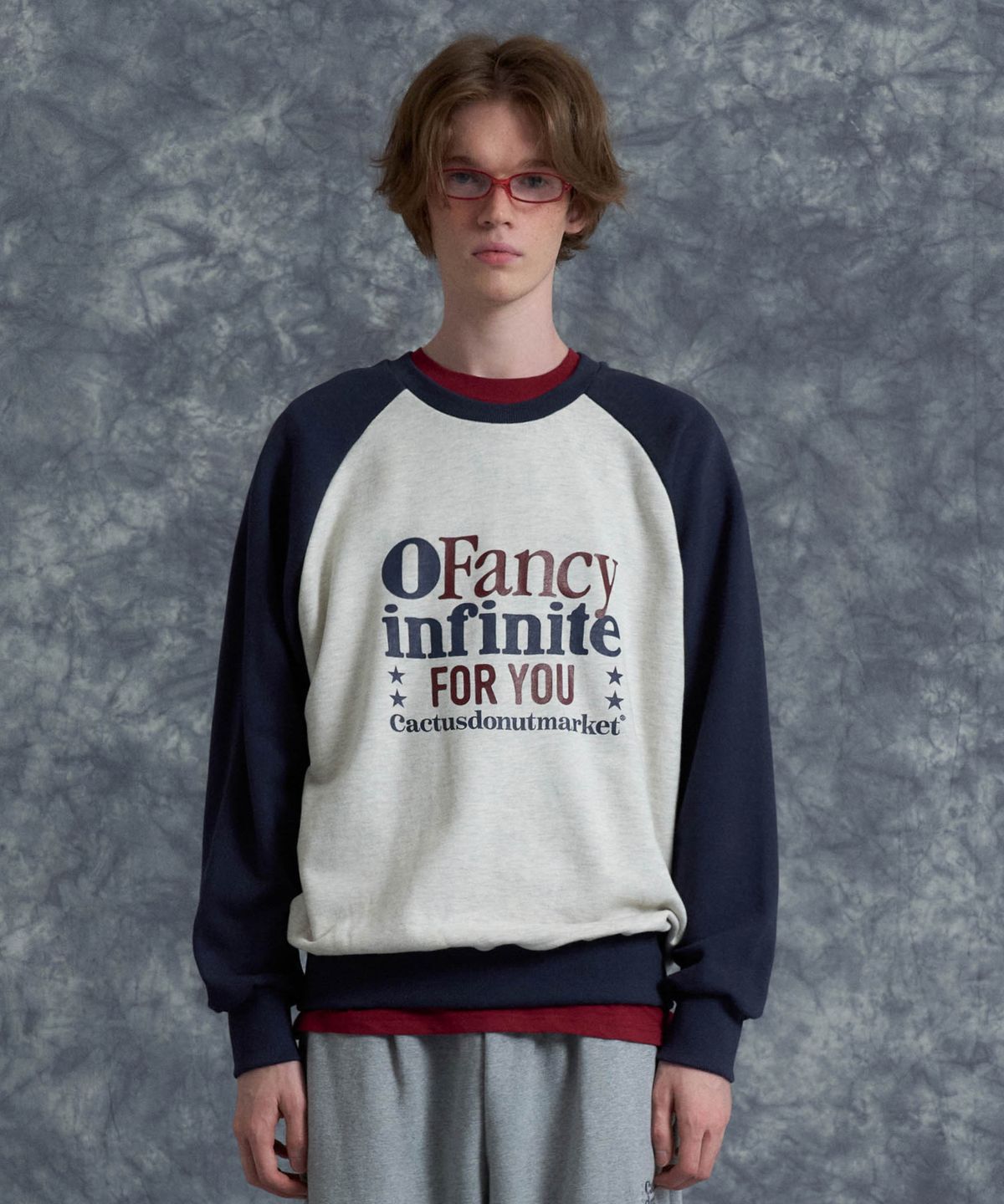 캑터스도넛마켓(CACTUSDONUTMARKET) Fancy Infinite Raglan Sweatshirt - Navy