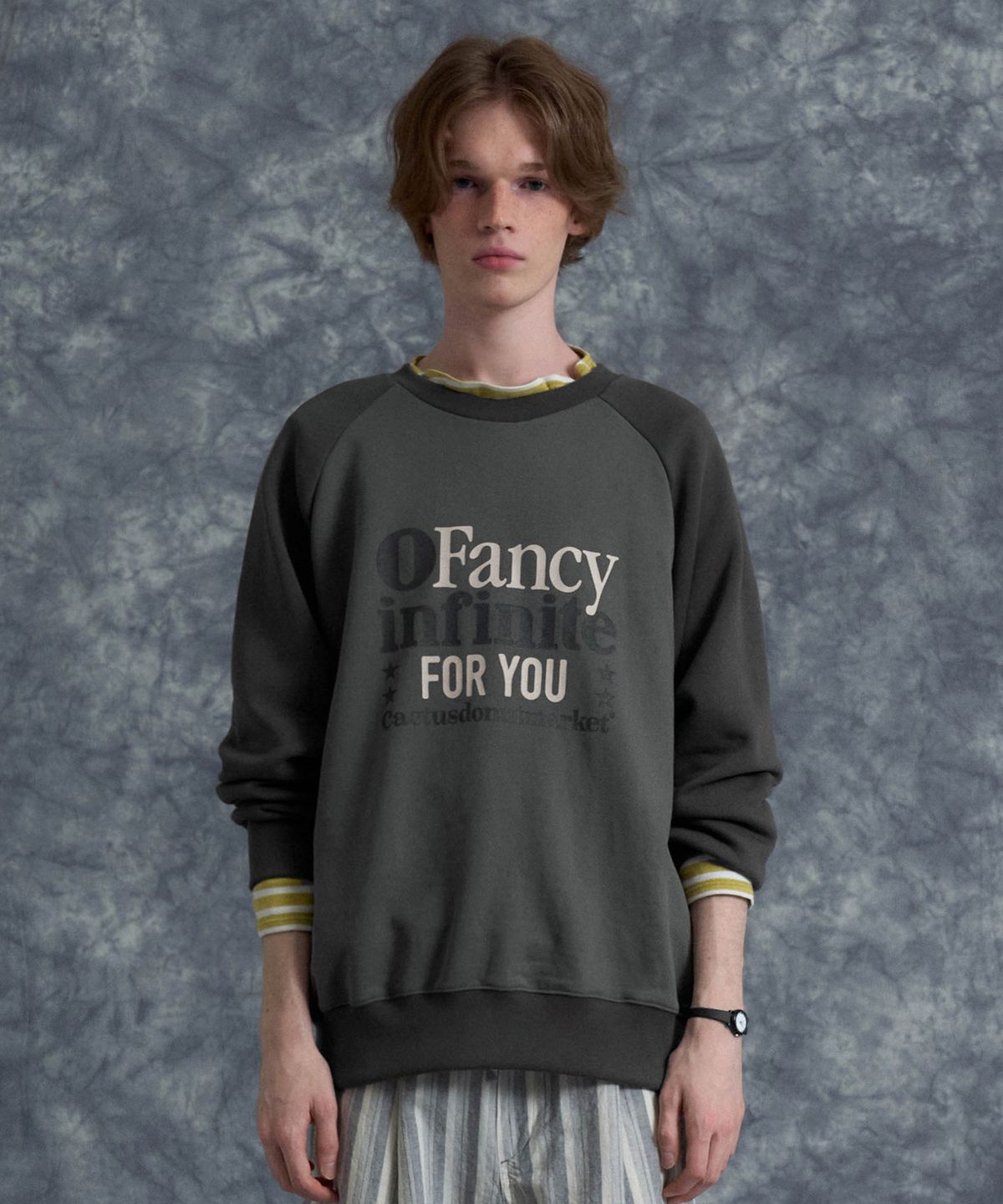 캑터스도넛마켓(CACTUSDONUTMARKET) Fancy Infinite Raglan Sweatshirt - Charcoal