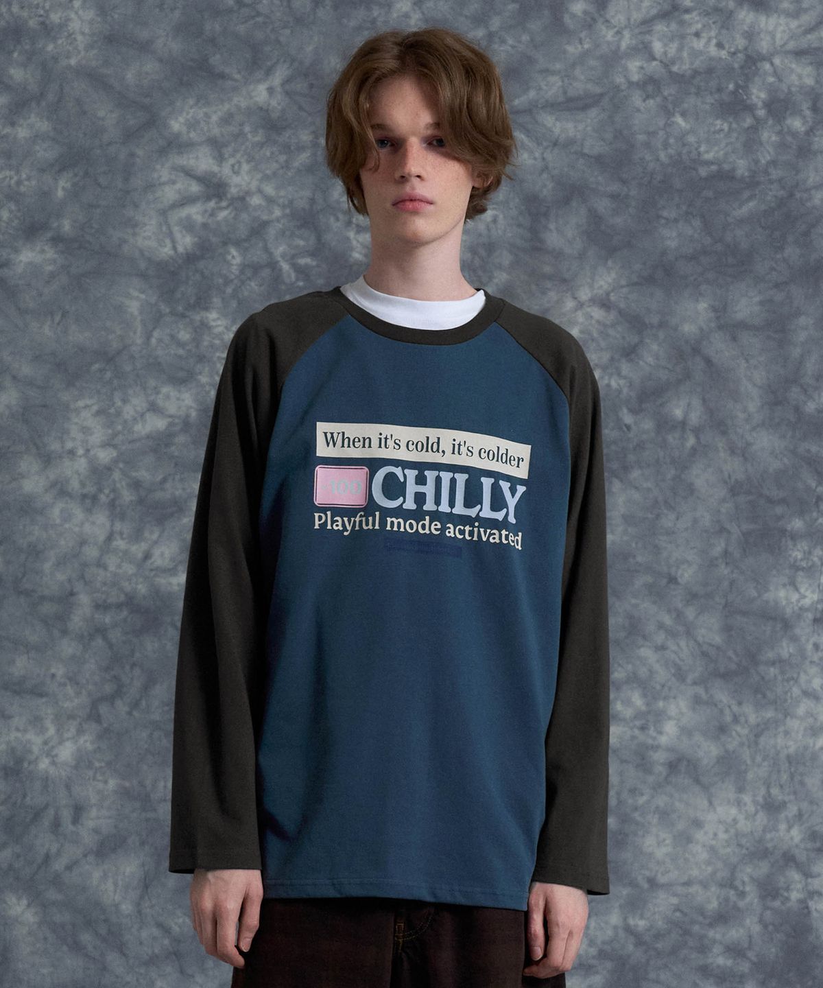 캑터스도넛마켓(CACTUSDONUTMARKET) Chilly Raglan LS Tee - Steel Blue