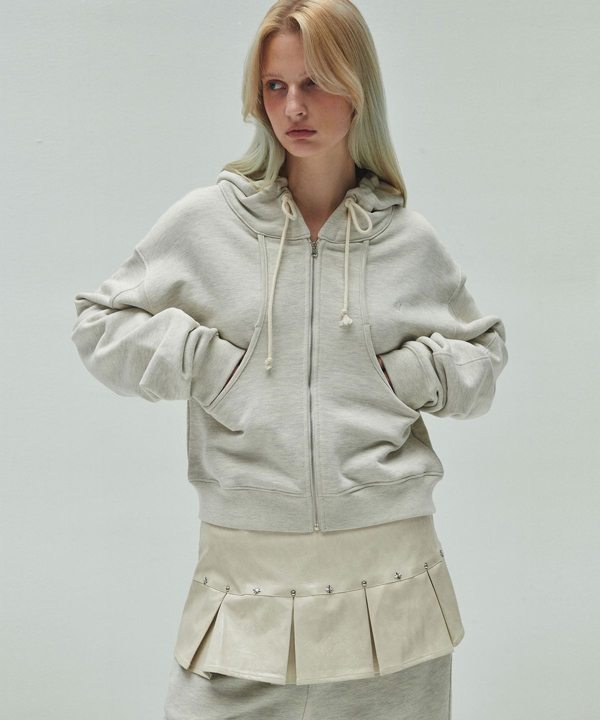 다이애그널(DIAGONAL) CROPPED HOODIE ZIP UP (oatmeal)