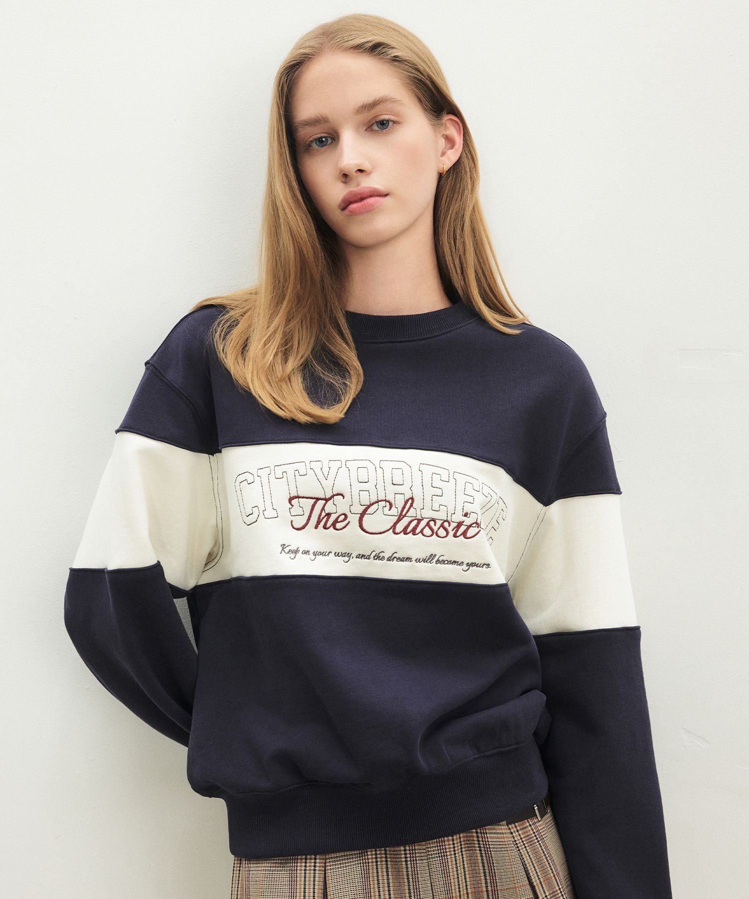 さらに100円引き◆citybreeze◆CITY ARCH GRAPHIC SWEATSHIRT MUSINSA | CITYBREEZE Essential City Arch Graphic