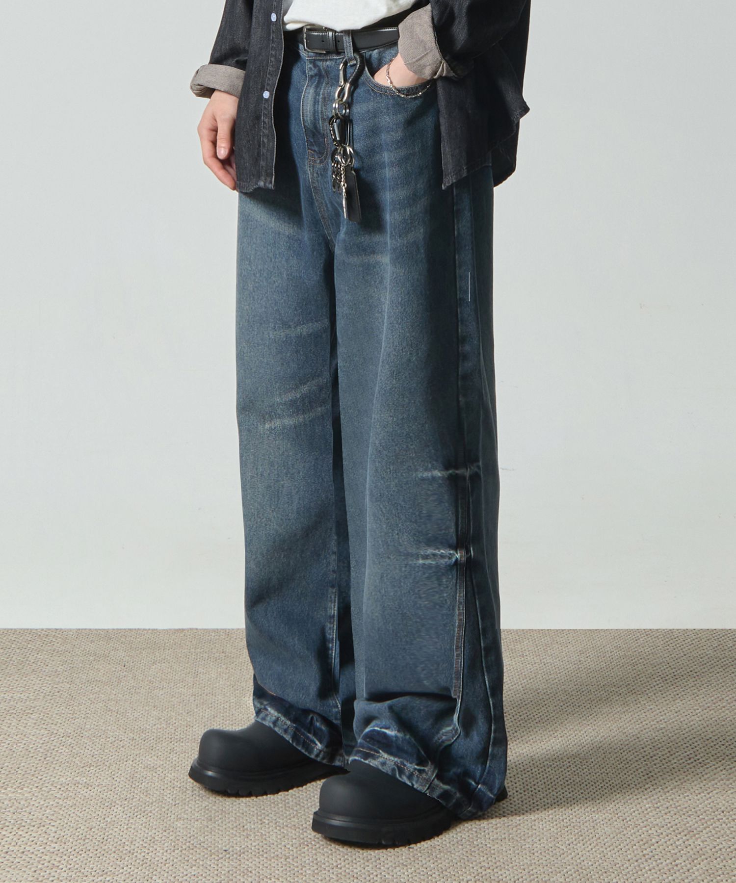 ★DIMITRI BLACK★ Essential Wide Flare Fit Denim Pants Dust ESSENTIAL WIDE FLARE FIT DENIM PANTS_INDIGO - 디미트리블랙