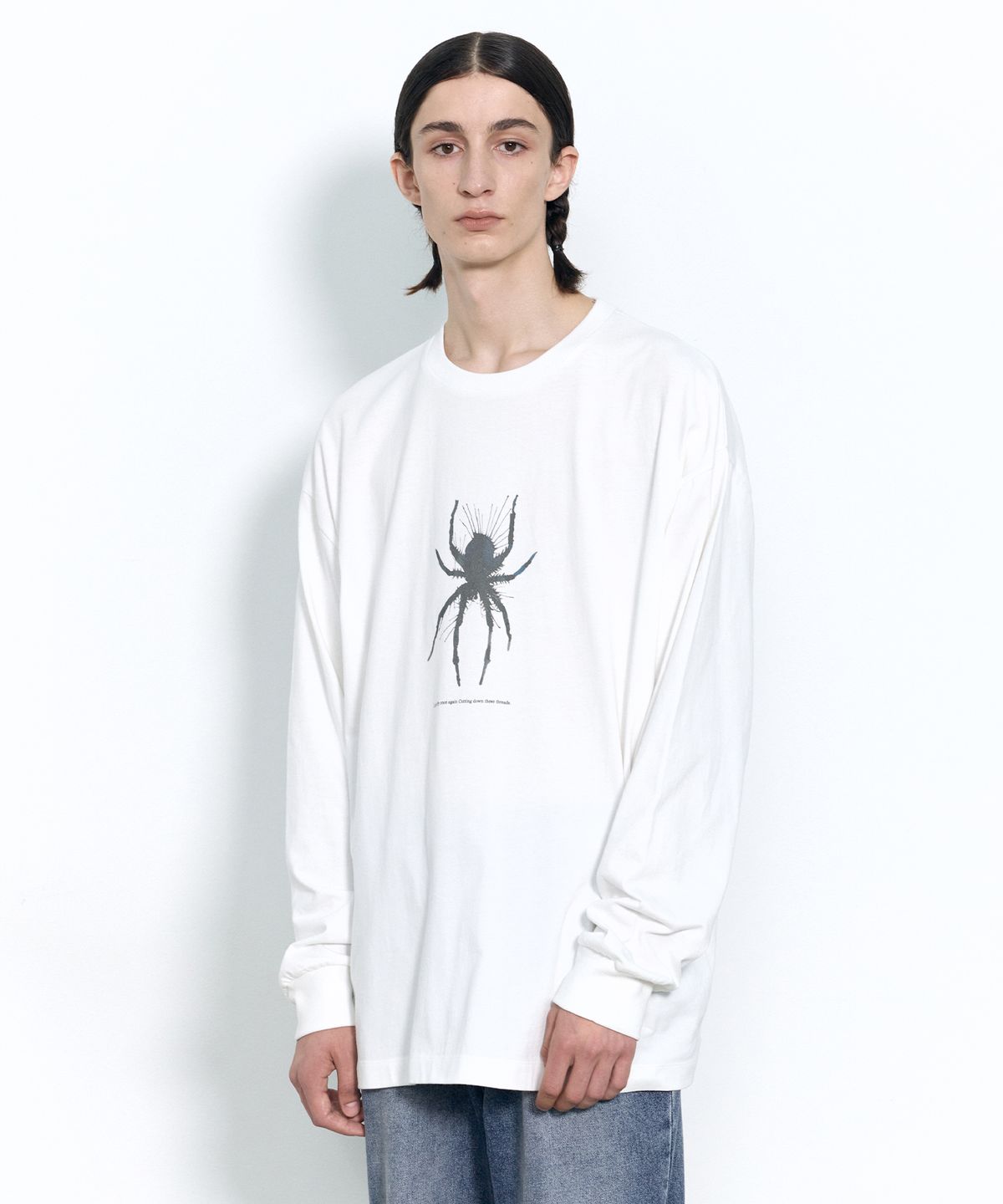 인사일런스(INSILENCE) 스파이더 롱슬리브 OFF WHITE