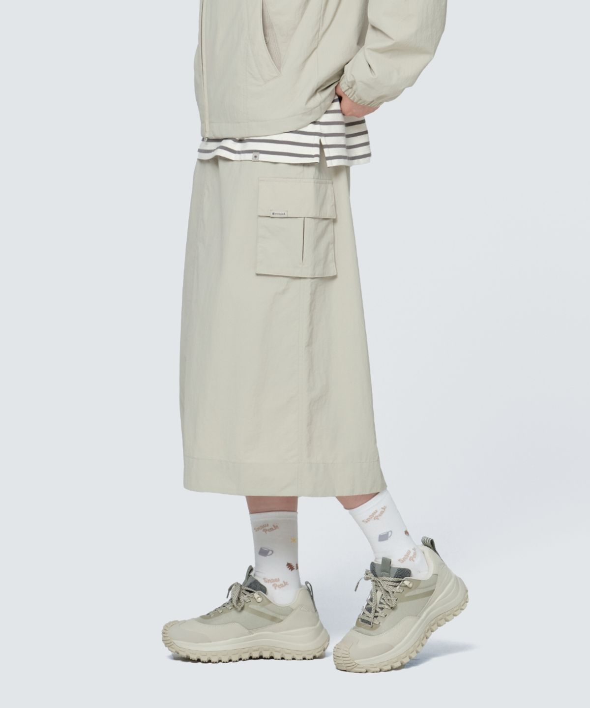 스노우피크 어패럴(SNOWPEAK APPAREL) 캠플 여성 카고 스커트 (S24FWCSK17) Light Beige