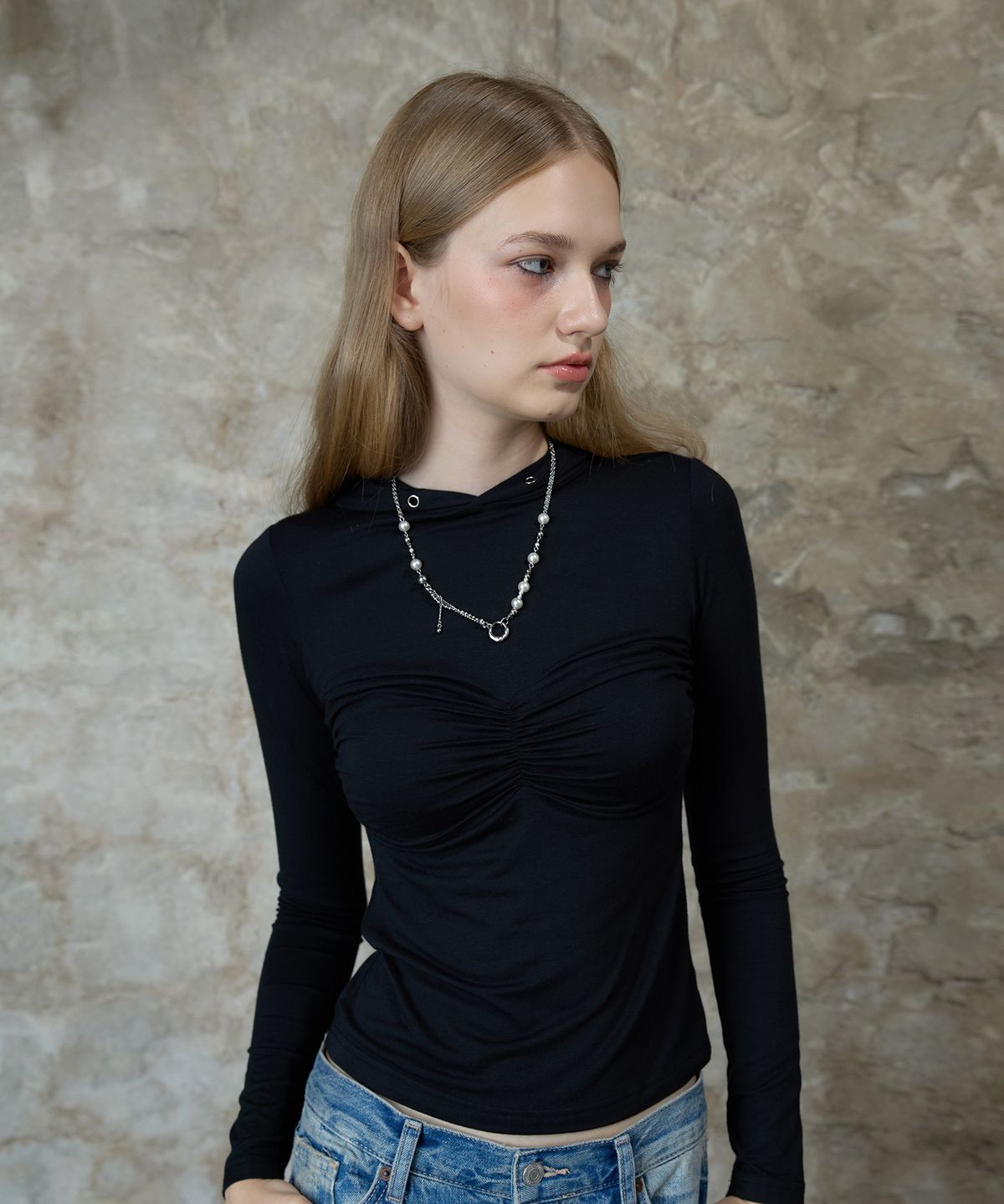 라티젠(LARTIGENT) L13 SHIRRING HOOD T-SHIRT(BLACK)