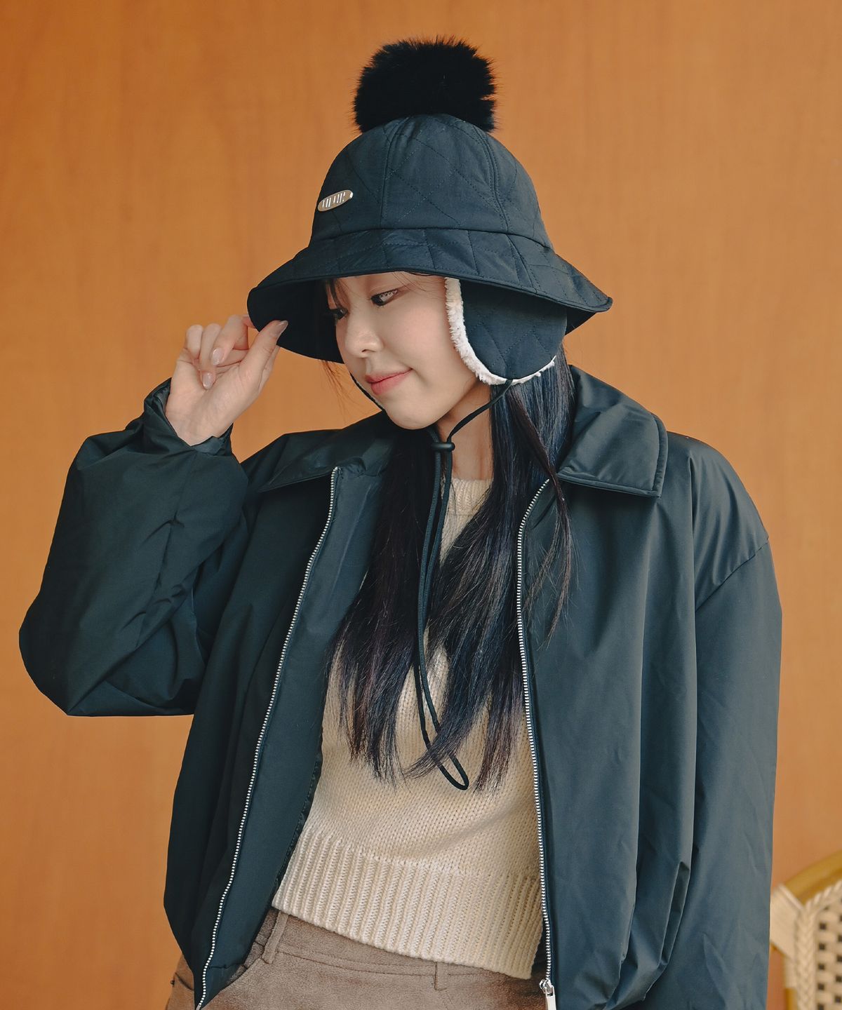 유룩(ULUK) 에션셜 퀼팅 이어머프 버킷햇_Black