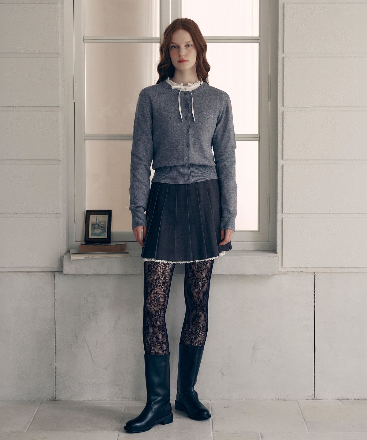 로라로라(ROLAROLA) LACE POINTED PLEATS MINI SKIRT GRAY