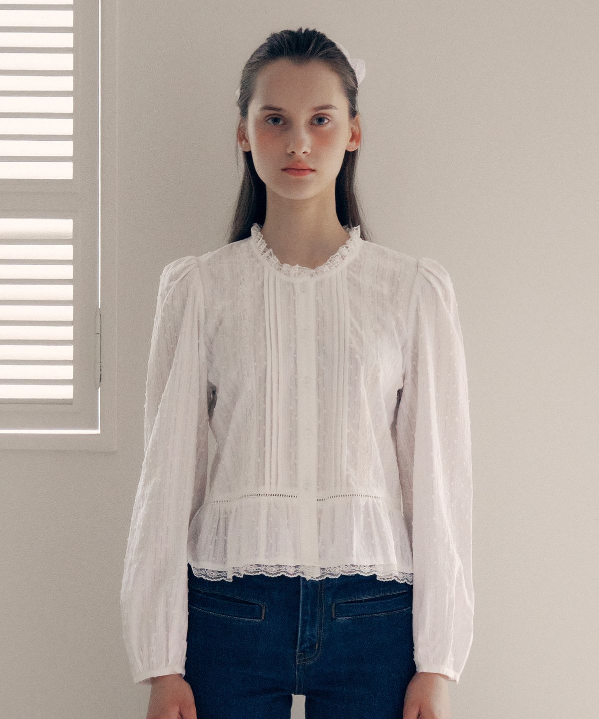 로라로라(ROLAROLA) PEPLUM LACE BLOUSE WHITE