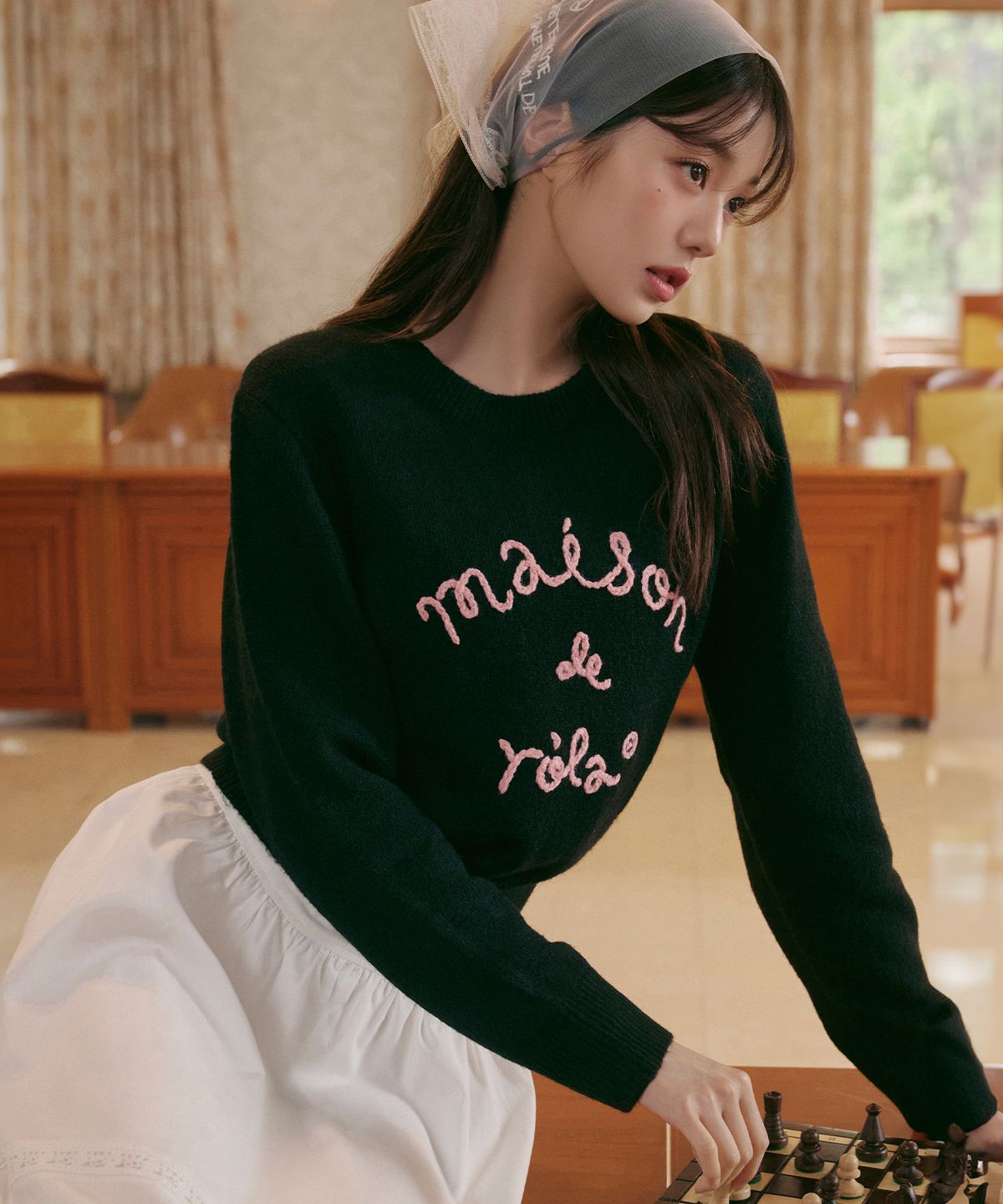 로라로라(ROLAROLA) MAISON DE ROLA EMBROIDERY KNIT BLACK
