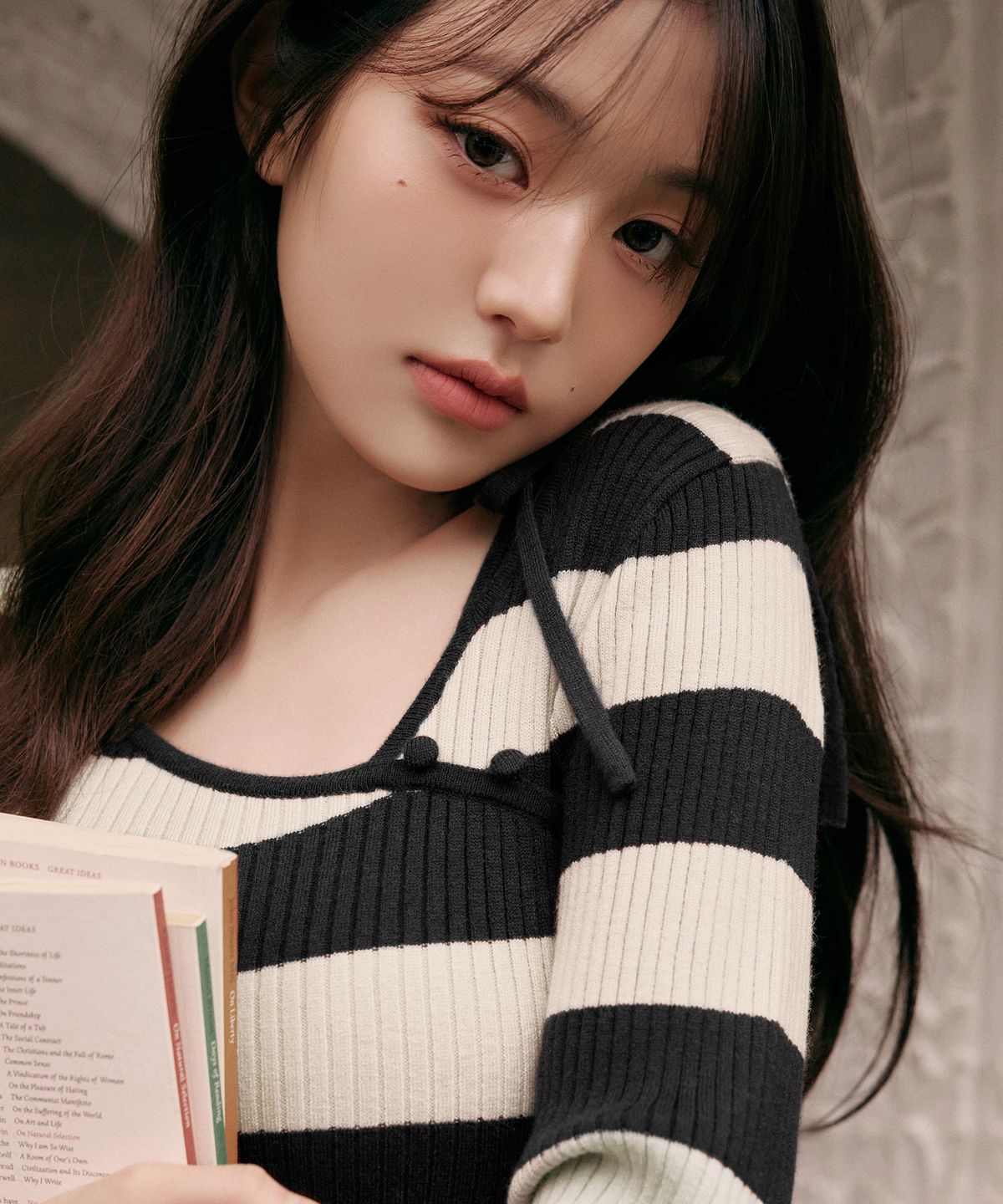 로라로라(ROLAROLA) CUT OUT RIBBON BOARDER KNIT BLACK