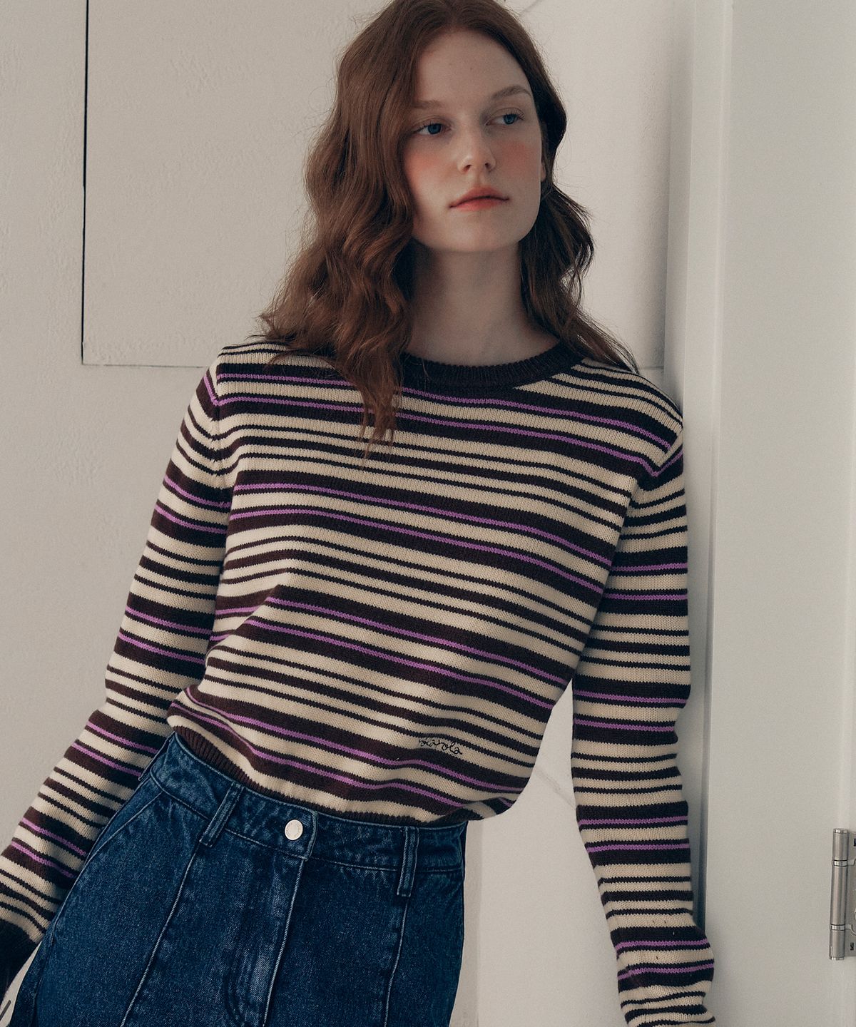 로라로라(ROLAROLA) STRIPE ROUND NECK KNIT BROWN