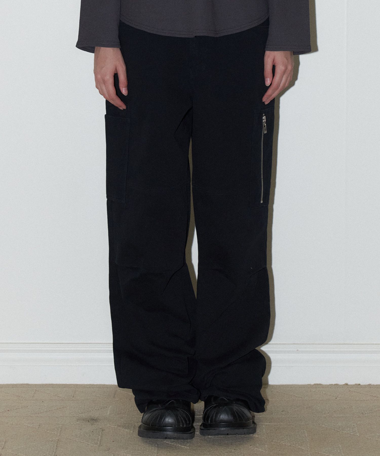 【ORDINARY HOLIDAY】Washing cotton cargo pants / 追跡付 MUSINSA | ORDINARY HOLIDAY Washed Cotton Cargo Pants [BLACK]