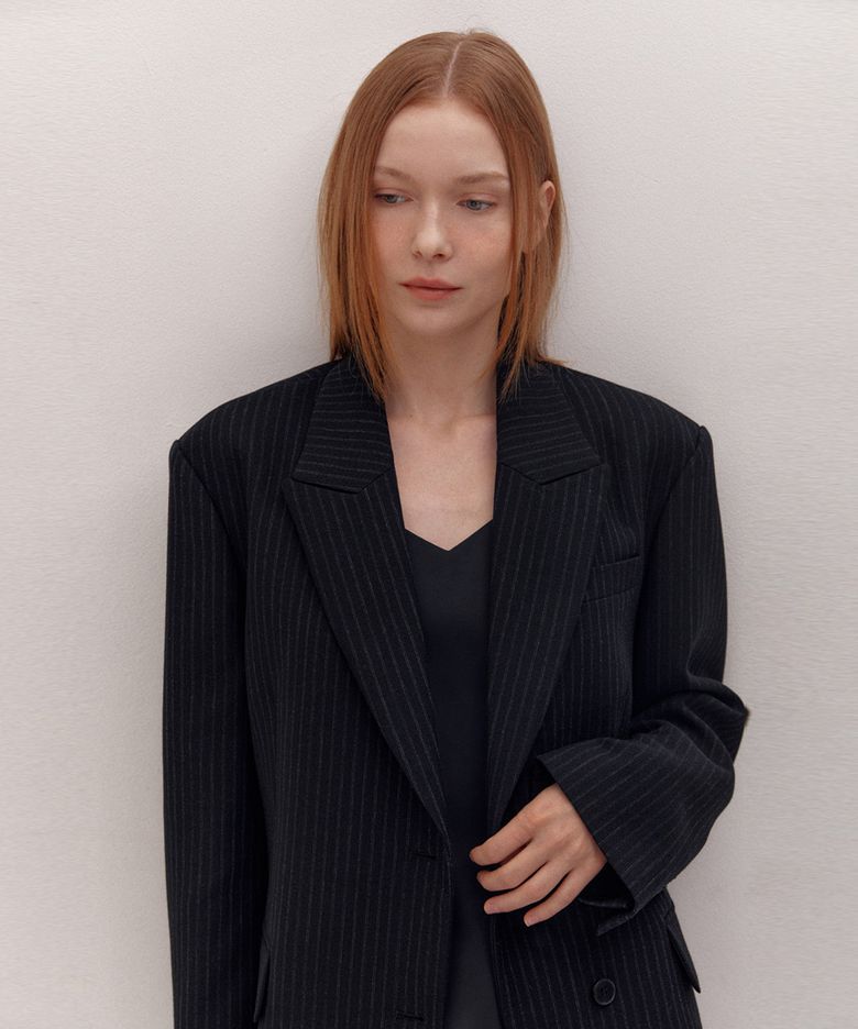 STRIPE PEAKED LAPEL JK (BLACK)