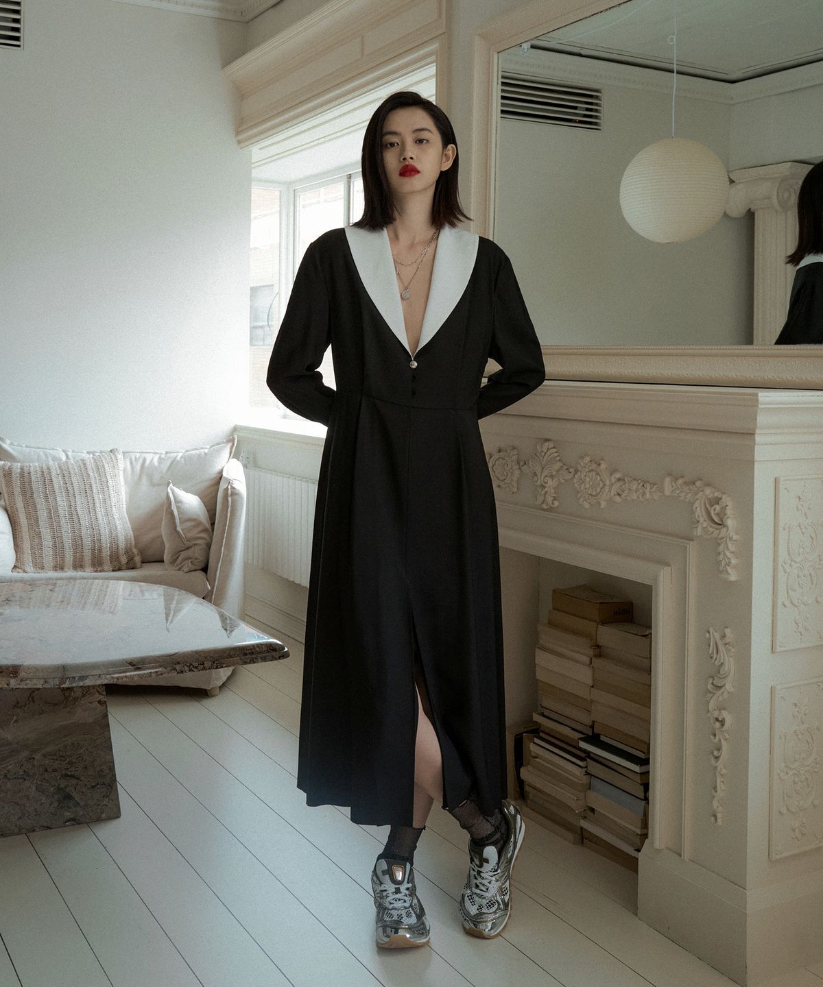 오버듀플레어(OVERDUEFLAIR) SHAWL COLLAR LONG DRESS_WHITE/BLACK
