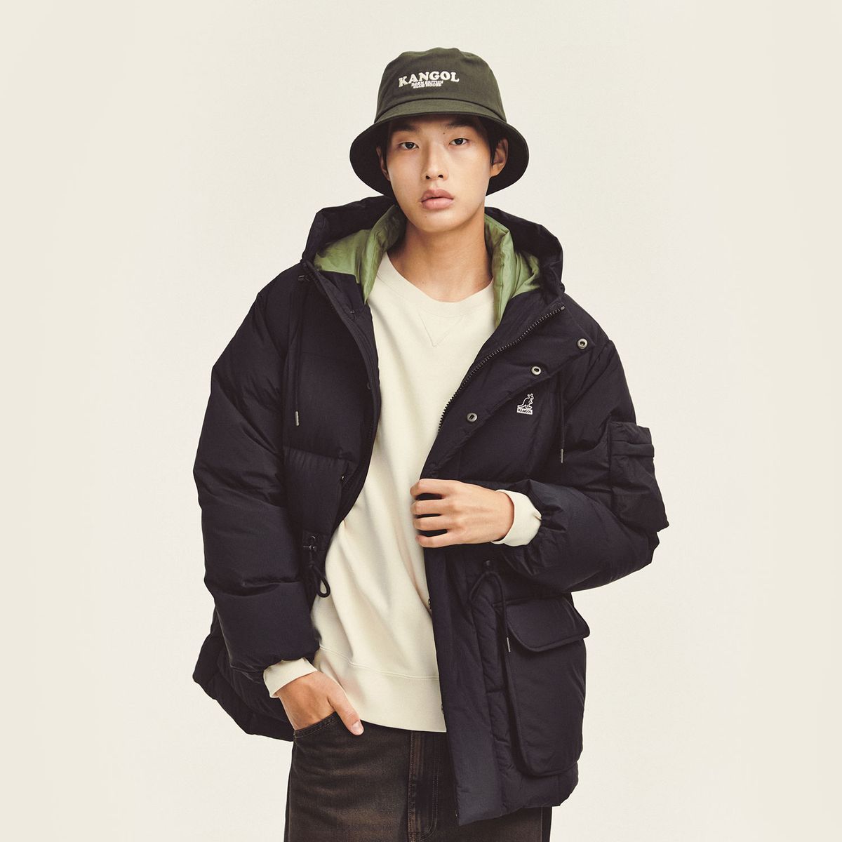 캉골(KANGOL) 레트로코어 카라코람 9580 블랙
