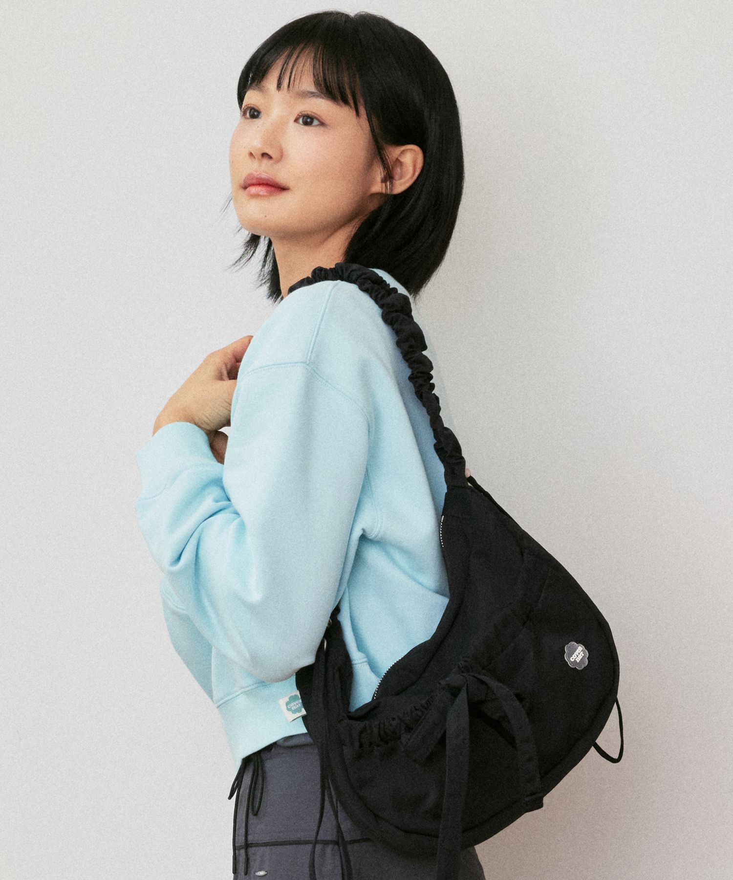 【COVERNAT】CLOVERHEART SHIRRING MEDIUM NYLON HOBO BAG MUSINSA | COVERNAT WOMAN Clover Heart Shirring Medium Nylon