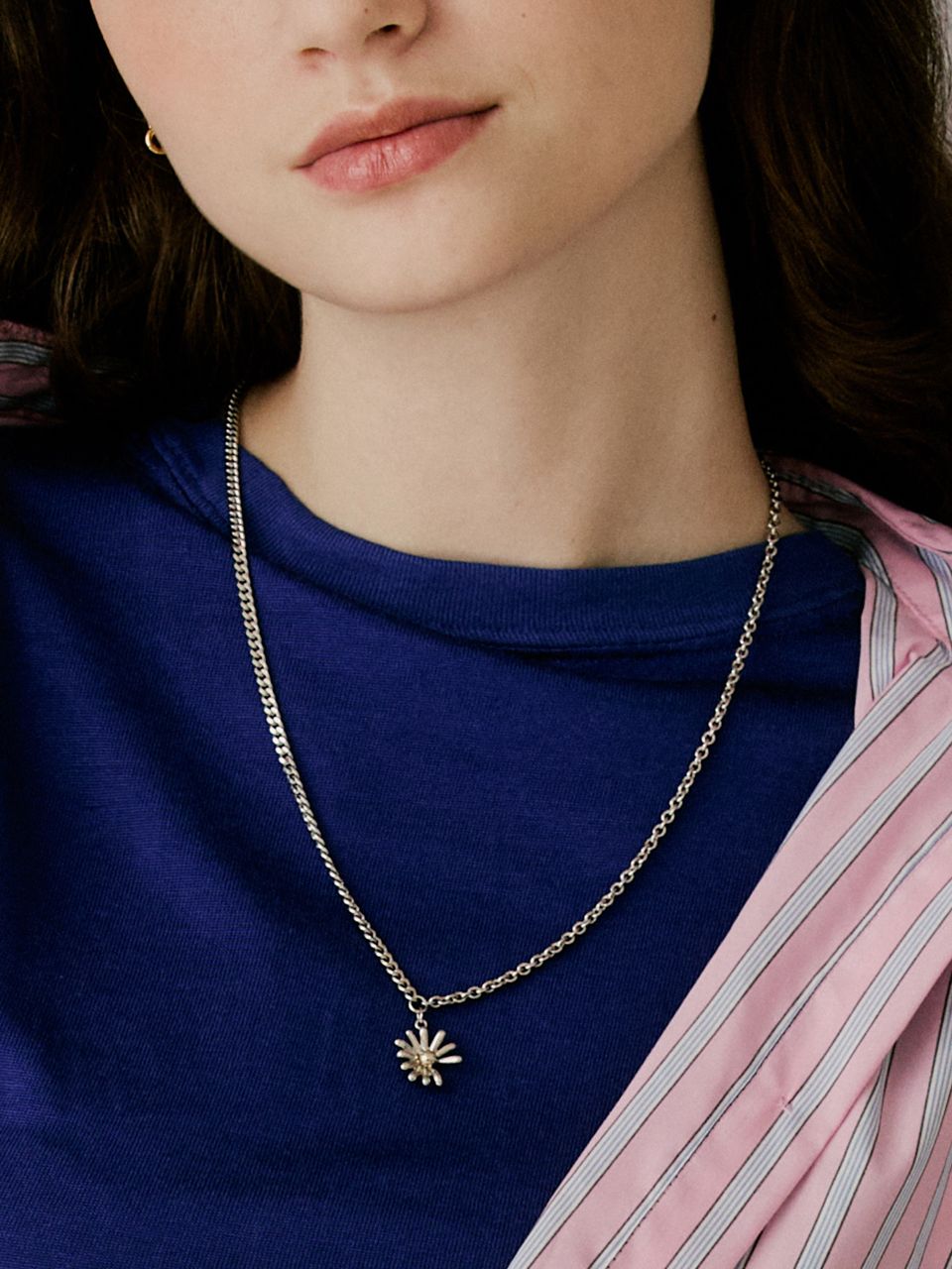 VINTAGE HOLLYWOOD★Flutter Daisy Necklace/追跡送 MUSINSA | VINTAGE HOLLYWOOD Flutter Daisy Necklace (Silver