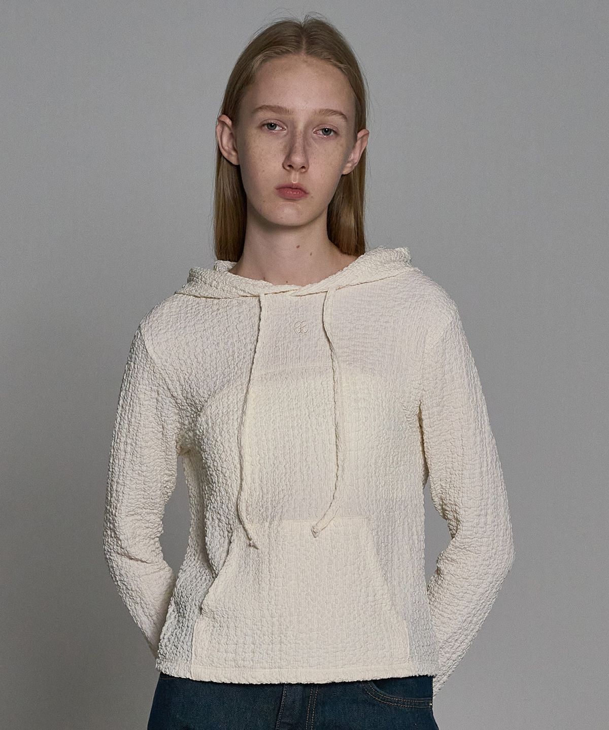 엘리오티(ELLIOTI) Wrinkle Hoodie_Ivory