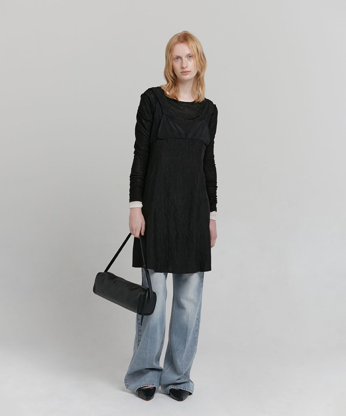 로우타이드(LOW TIDE) WRINKLE SLEEVELESS DRESS [BLACK]
