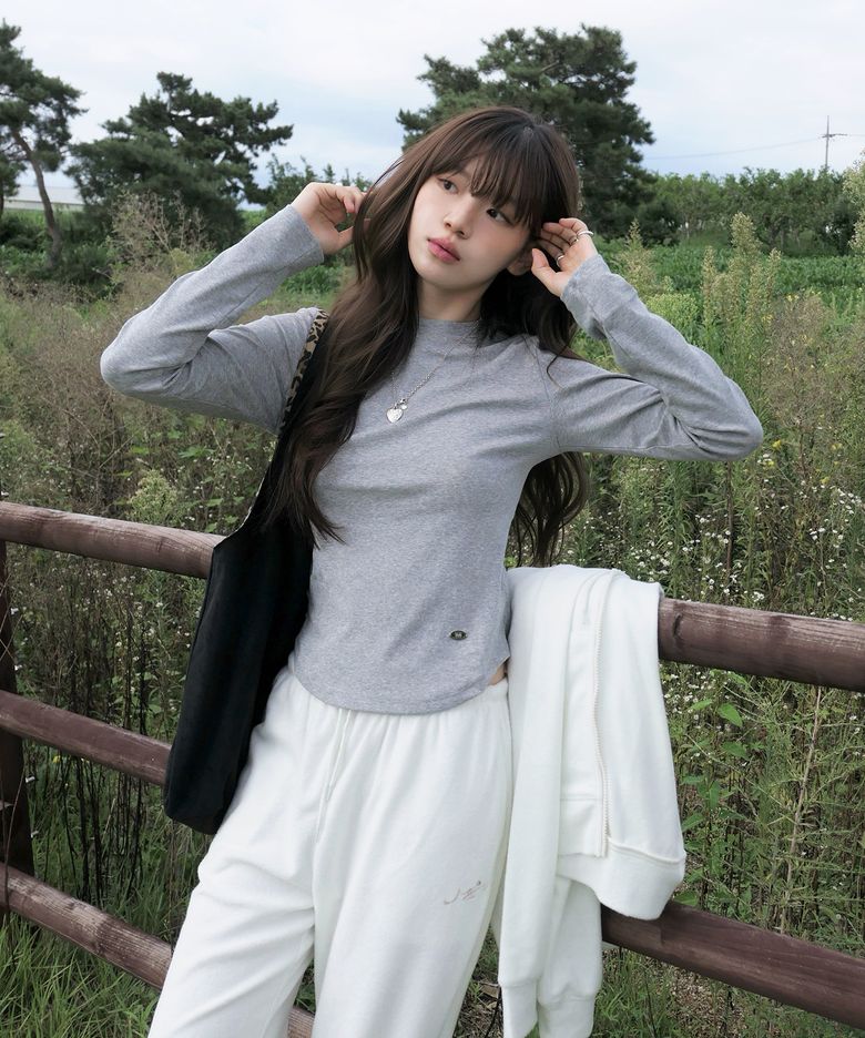 [오제 PICK] [6color] 에센셜 롱 슬리브 티셔츠 MDTS063