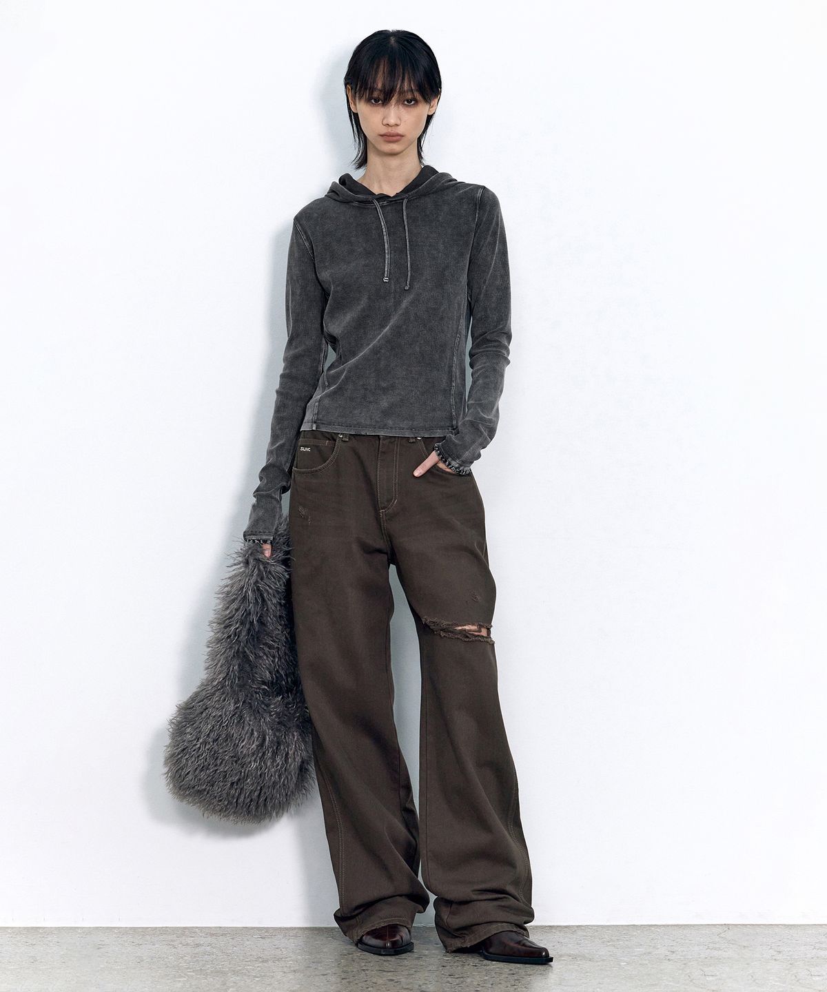 인사일런스 우먼(INSILENCE WOMEN) 원슬릿 스트레이트 데님 BROWN
