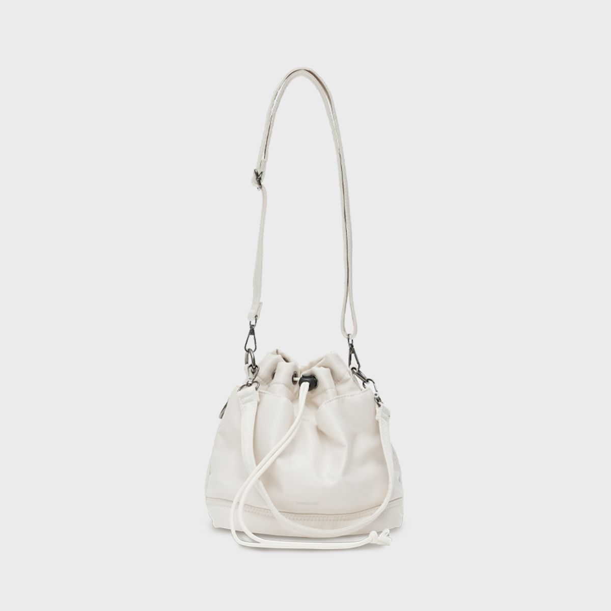 홈보이스포츠클럽(HOMEBOI SPORT CLUB) Balloon Bag (벌룬백) - 크림화이트