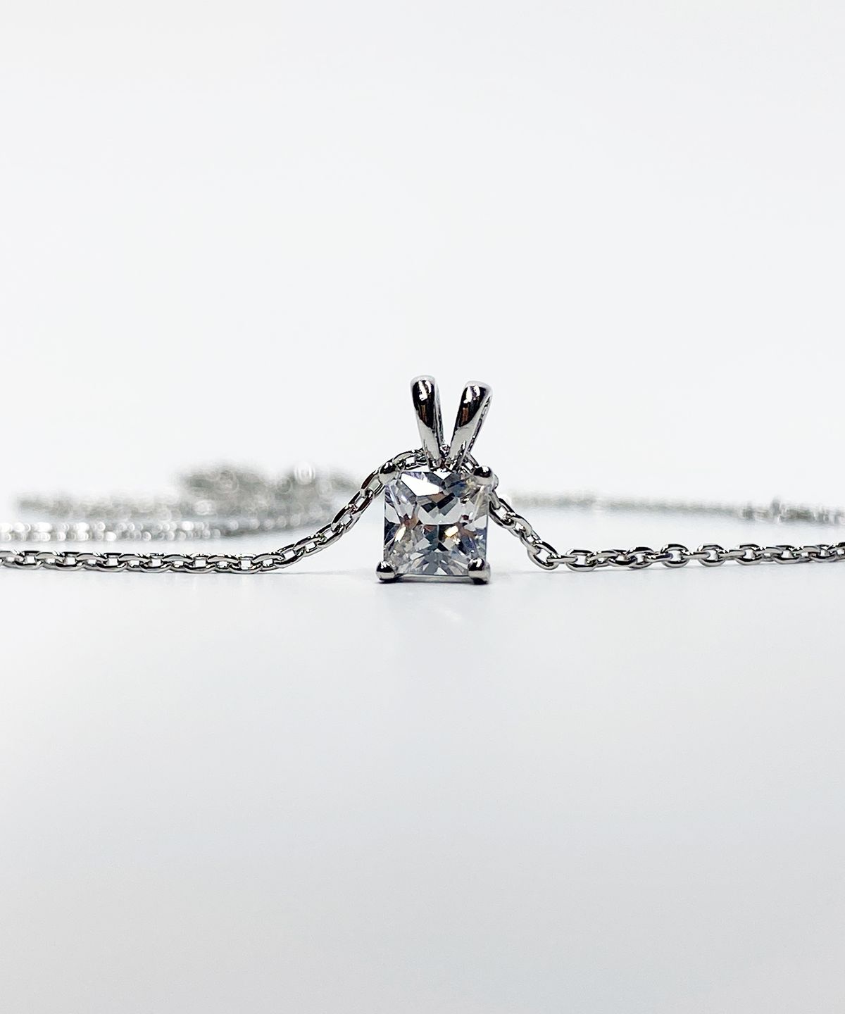 쿠도스(KUDOS) Princess Square Necklace