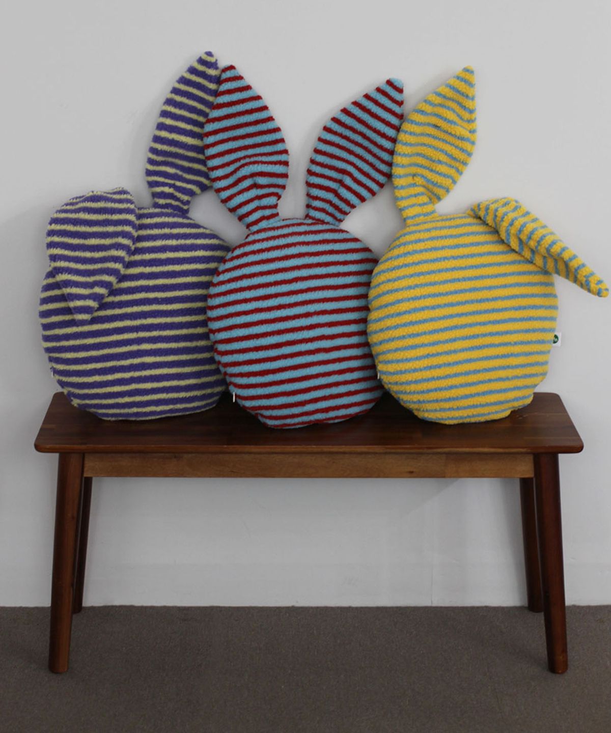 유라이크홈(YOULIKEHOME) 솜포함 stripe rabbit ear cushion ( 3 color )