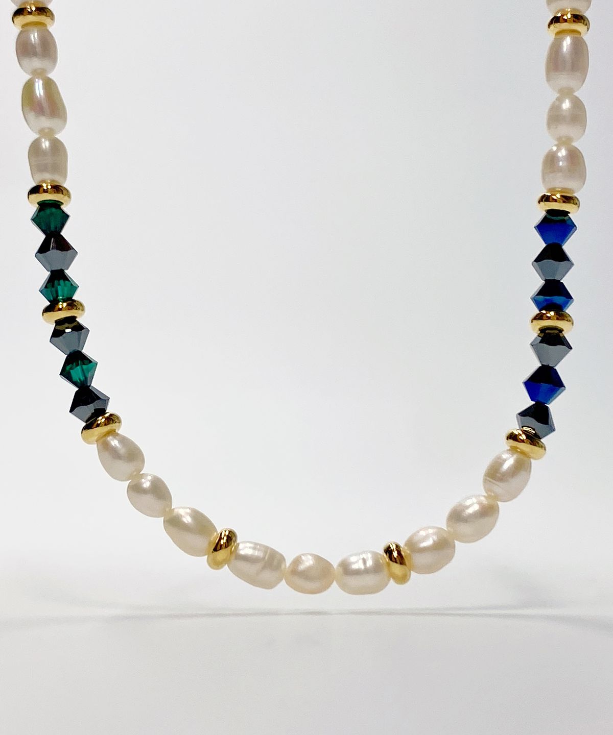 쿠도스(KUDOS) Freshwater Pearl + Crystal Bead Necklace