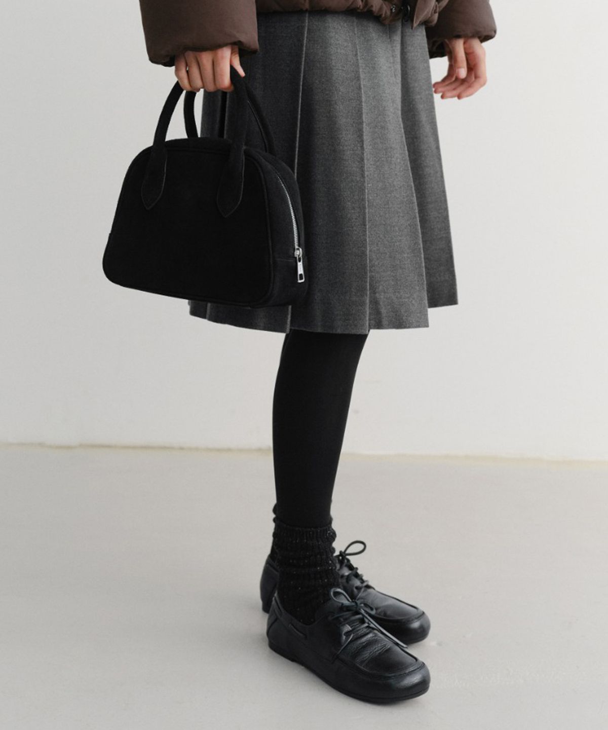 던스트(DUNST) SUEDE BOSTON TOTE BAG_UDBA6F202_BLACK