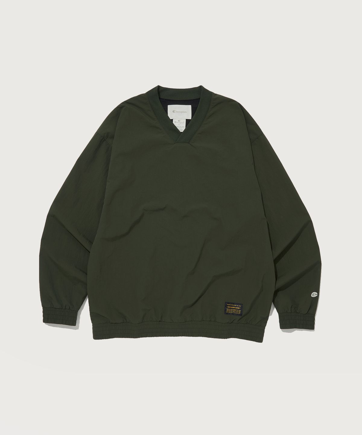 챔피온(CHAMPION) 브이넥 웜업 나일론 풀오버 티셔츠 Normal Khaki