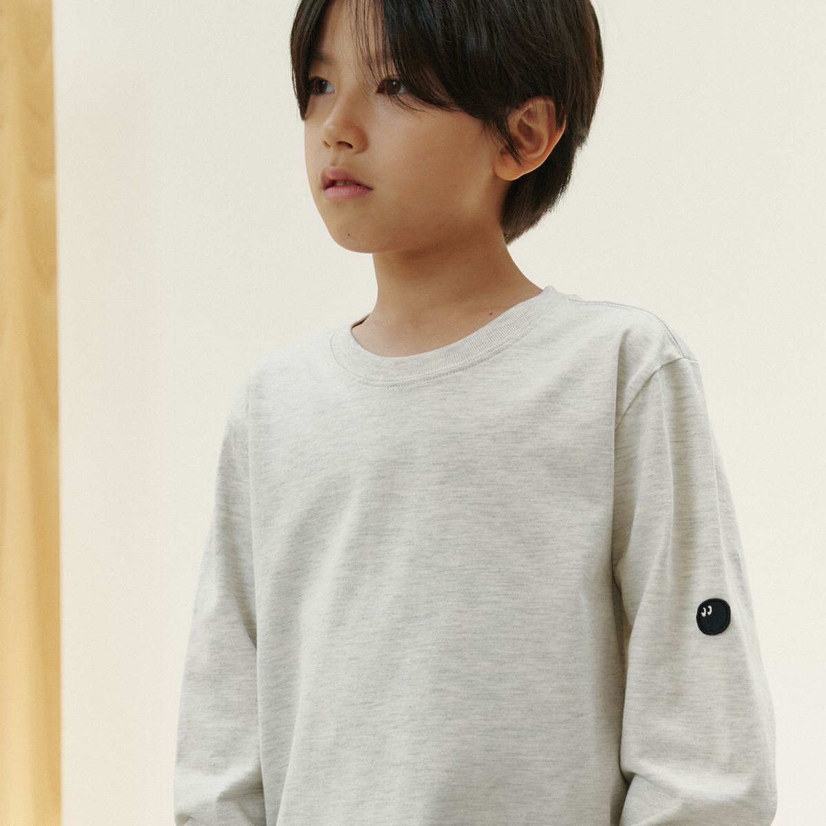벤(BBEEEENN) 스탠다드 롱 슬리브 티셔츠_오트밀