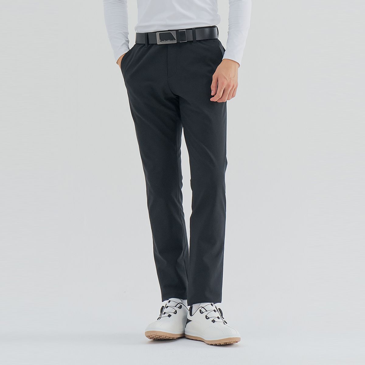 테일러메이드 어패럴(TAYLORMADE APPAREL) 남성 퍼포먼스 슬림핏 팬츠 TPN-31HG81-199